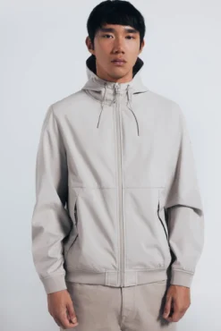 Chaqueta shoftshell capucha