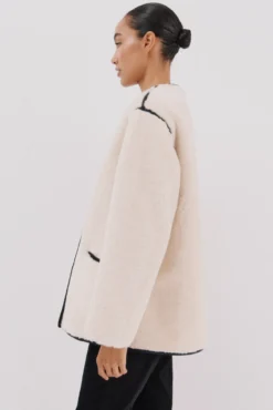 Chaquetón efecto doble faz vivos
