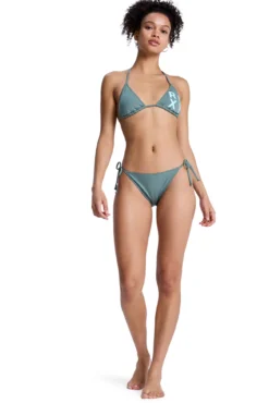 Conjunto bikini triangular liso