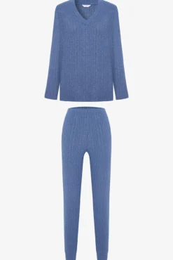 Conjunto de pijama cómodo con cuello en V y manga larga