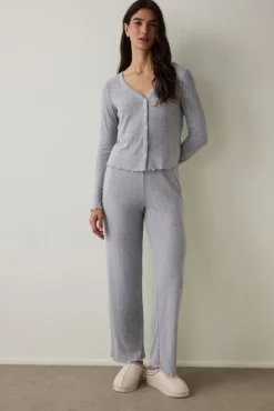 Conjunto de pijama de manga larga con cuello en V y efecto térmico Dahlia.