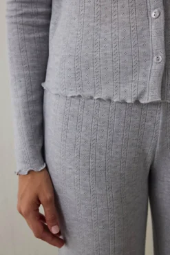 Conjunto de pijama de manga larga con cuello en V y efecto térmico Dahlia.