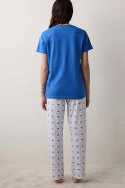 Conjunto de pijama largo azul estampado