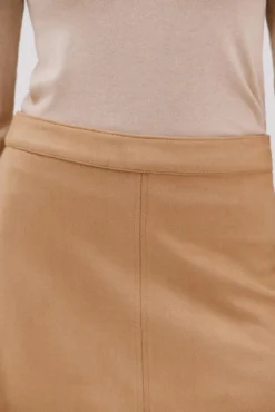 Falda capa antelina