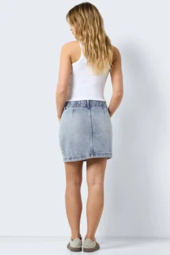 Falda corta denim
