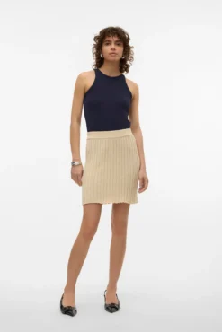 Falda corta de punto
