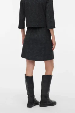 Falda corta de traje maternity