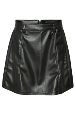 Falda corta efecto piel talla grande