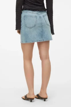 Falda denim corta de tiro alto