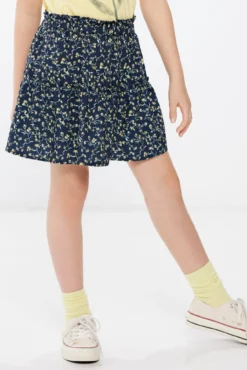 Falda flores niña