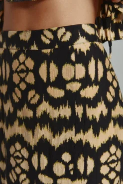 Falda midi