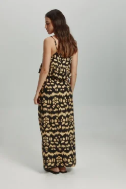 Falda midi
