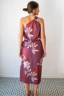 Falda midi cruzada