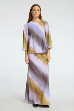 Falda Midi Tie Dye confeccionada con viscosa