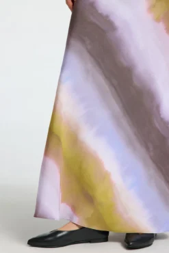 Falda Midi Tie Dye confeccionada con viscosa