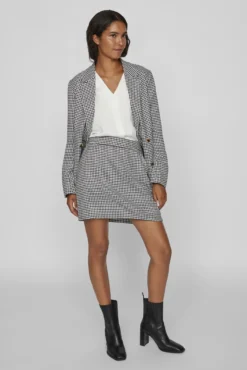 Falda sastre total look Vila