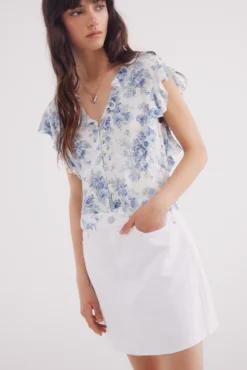 Falda vaquera corta blanca