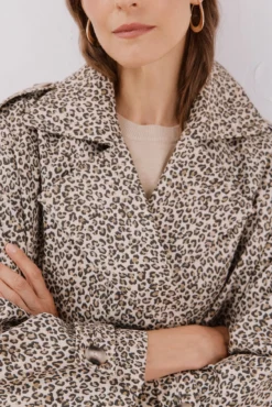 Gabardina corta