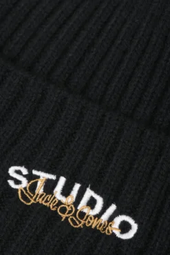 Gorro estampado studio