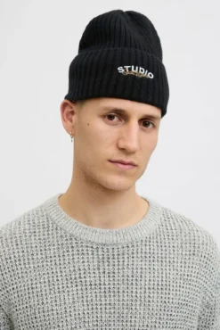 Gorro estampado studio
