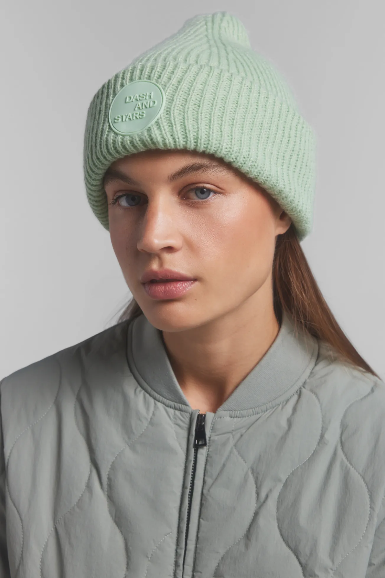 Gorro tricot logo verde