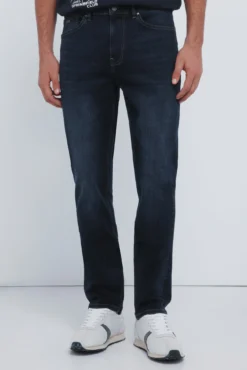 Jeans azul muy oscuro slim fit