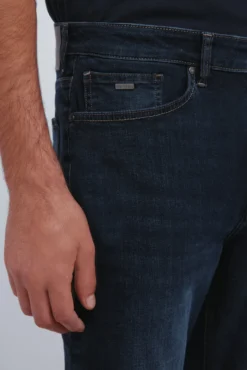 Jeans azul muy oscuro slim fit
