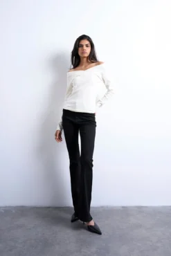 Jeans flare de tiro alto