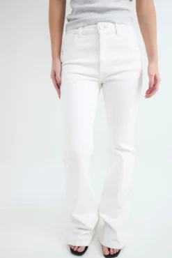 Jeans flare fit