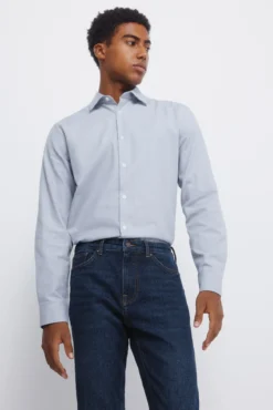 Jeans lavado oscuro slim fit