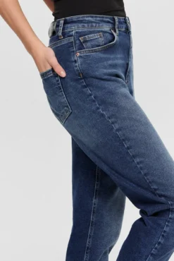 Jeans mom fit