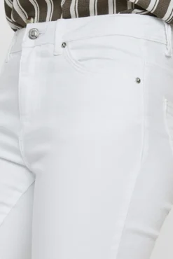 Jeans pitillo tiro alto