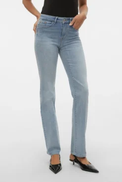 Jeans rectos tiro alto