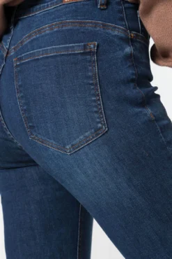 Jeans Skinny Tiro Alto