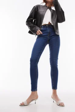 Jeans slim de tiro alto