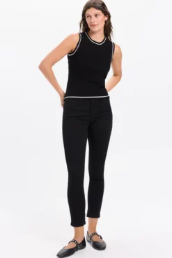 Jeans slim tiro medio