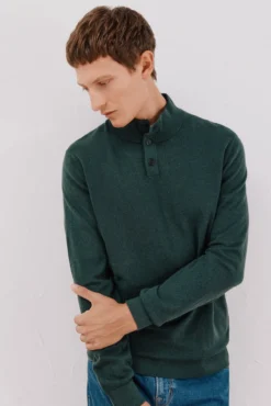 Jersey algodón cashmere cuello alto botones