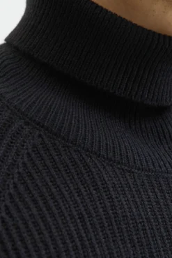 Jersey cuello alto