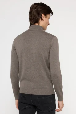 Jersey cuello alto