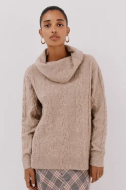 Jersey cuello amplio