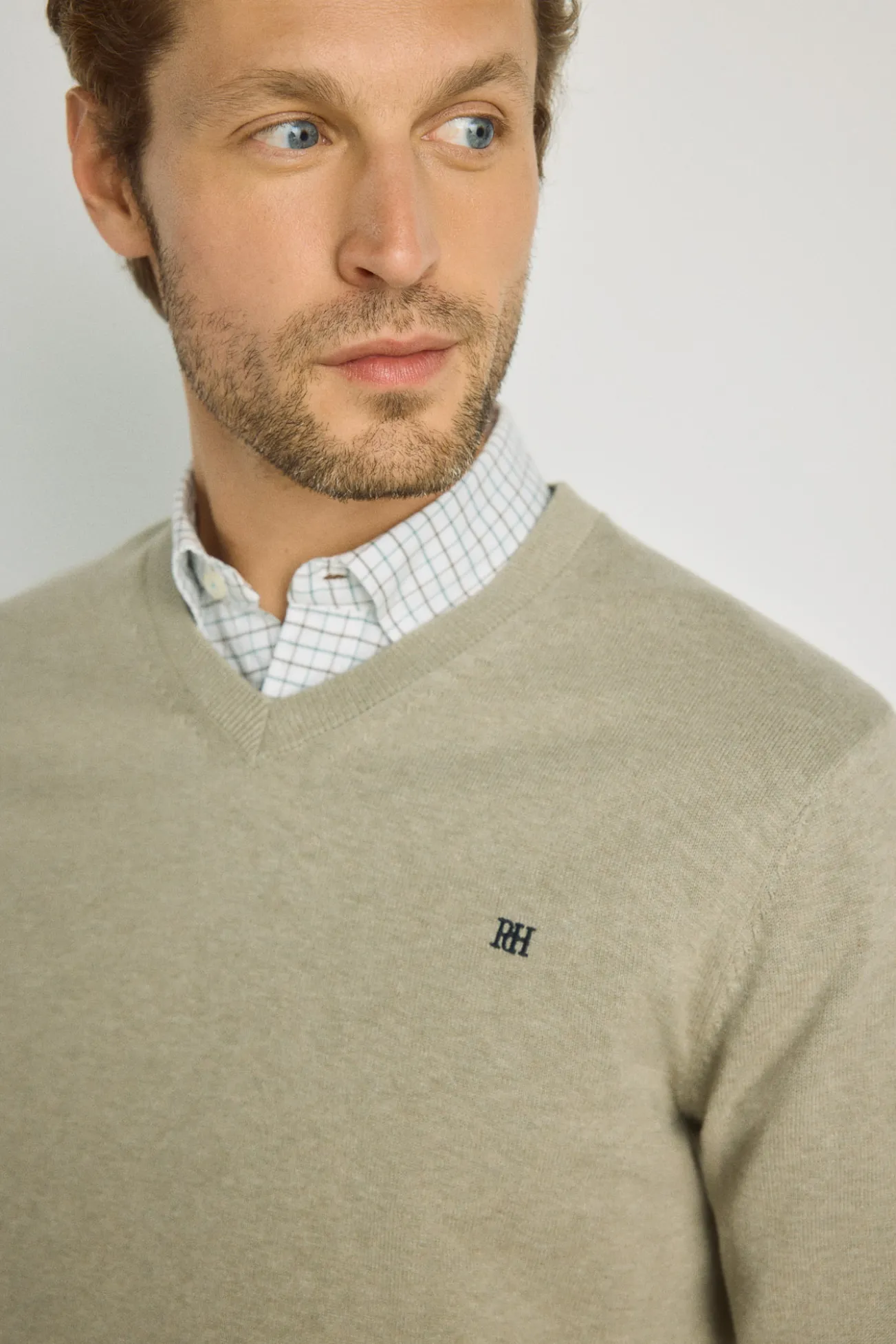 Jersey cuello pico