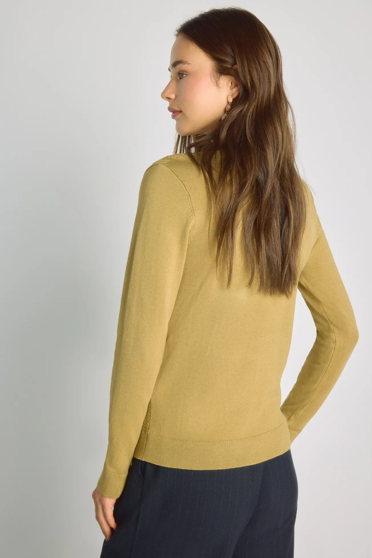 Jersey cuello redondo con estructura