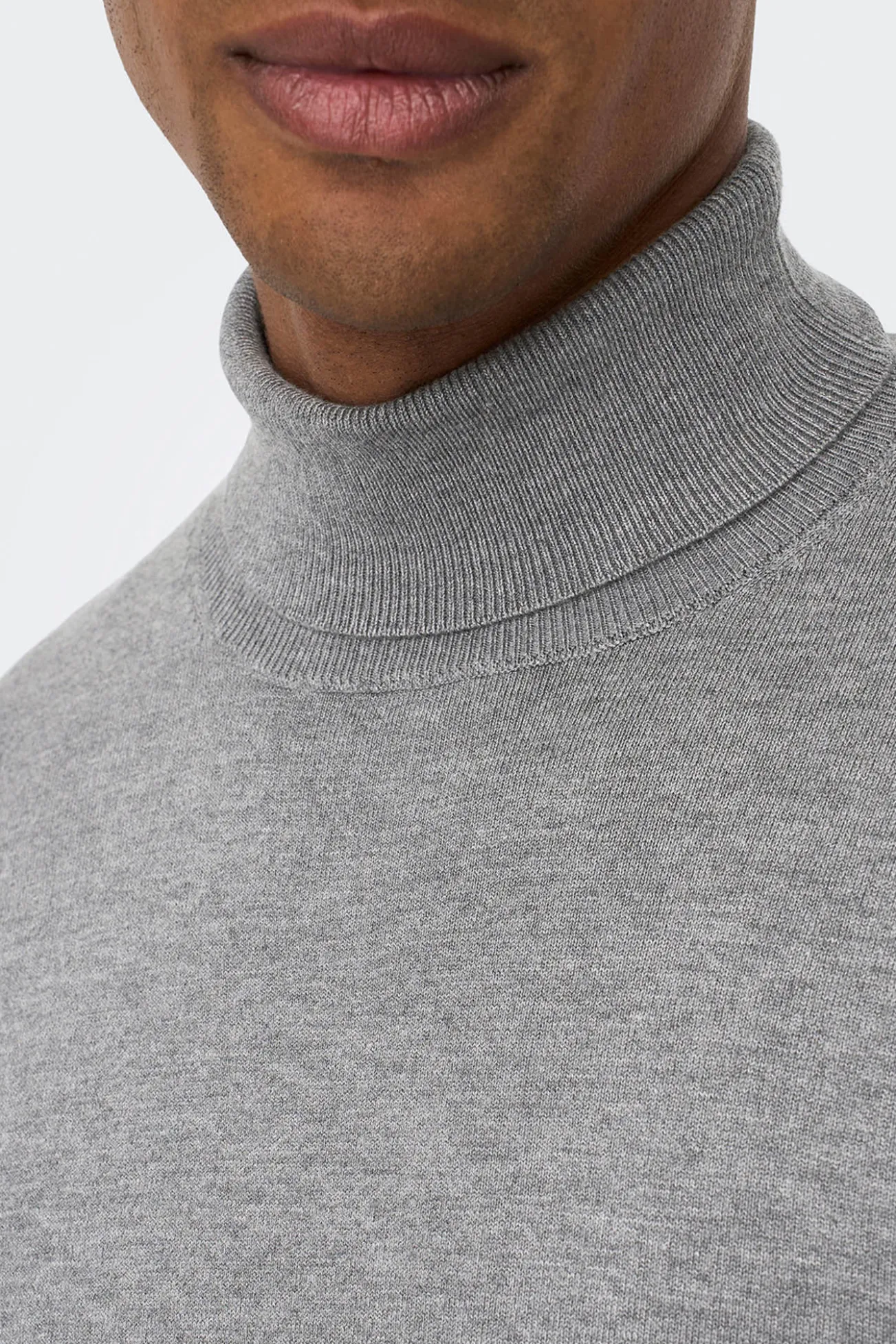 Jersey cuello vuelto