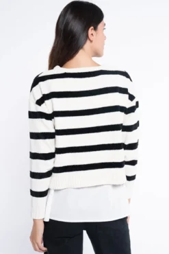 Jersey de chenilla a rayas con blusa