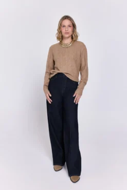 Jersey estructura trenzas cuello caja