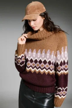 Jersey jacquard cuello alto