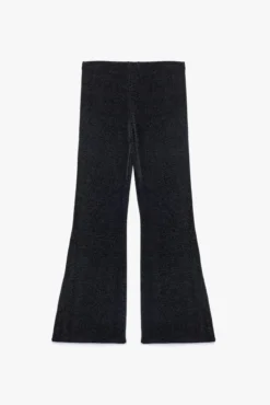 Pantalón acampanado