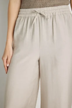 Pantalón ancho