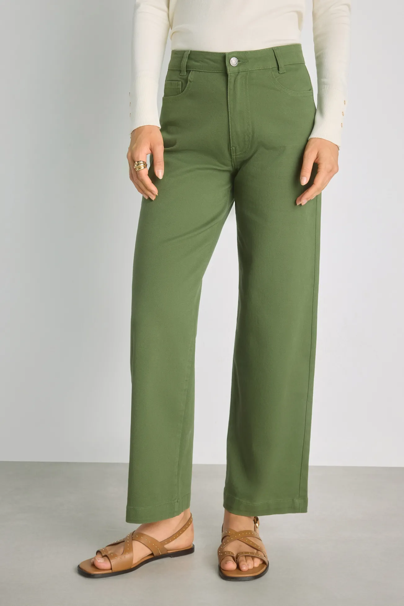 Pantalón ancho