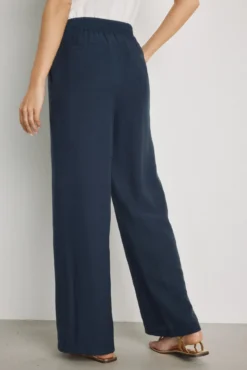 Pantalón ancho